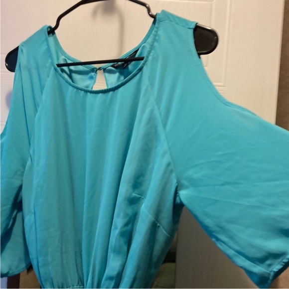 Short Cold Shoulder Dress - Picture 3 of 6